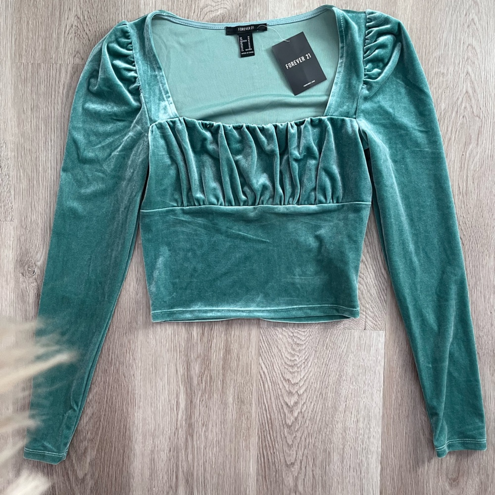 Teal velvet cropped long sleeve shirt